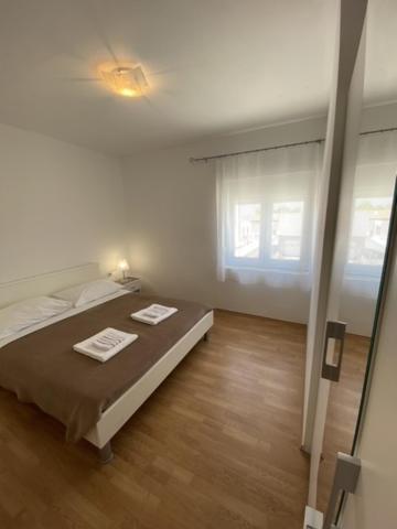 Apartments Zvonimir Privlaka  Luaran gambar