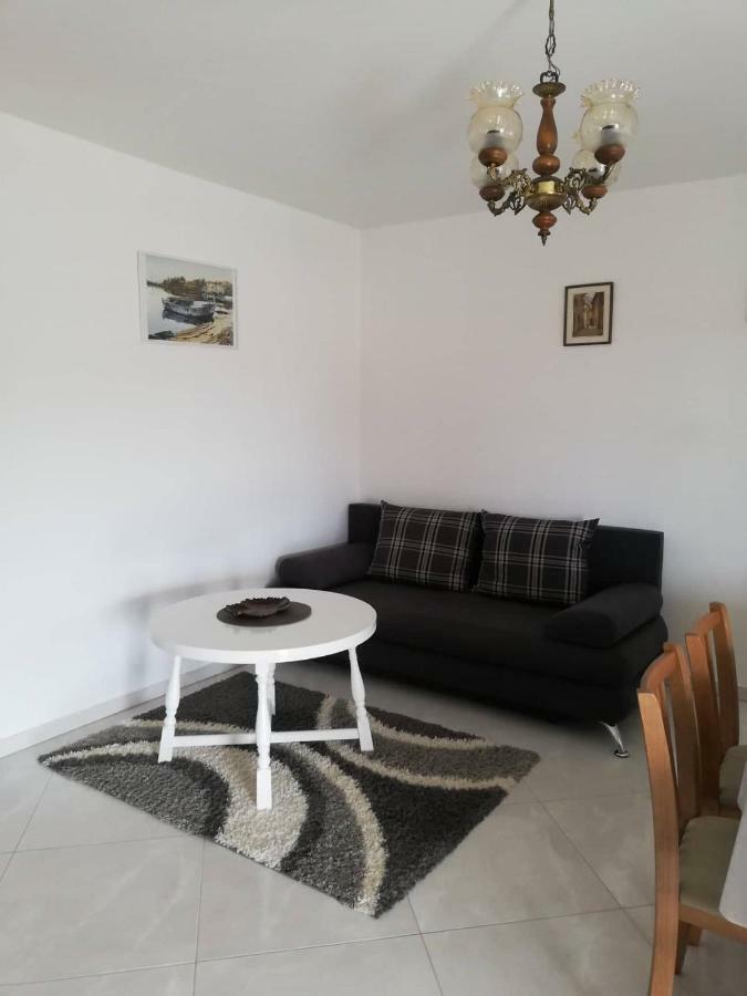Apartments Zvonimir Privlaka  Luaran gambar